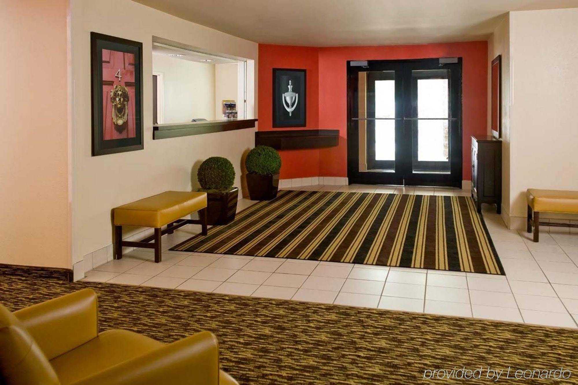 Mainstay Suites Chicago Hillside Buitenkant foto