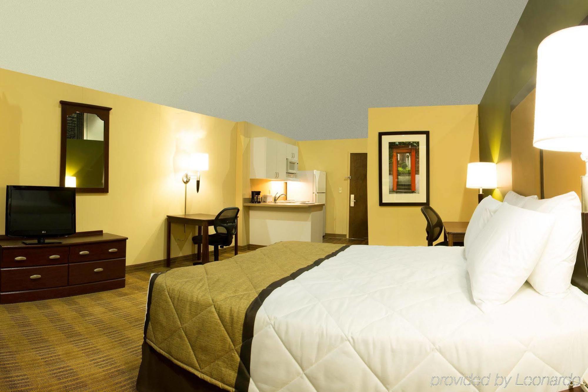 Mainstay Suites Chicago Hillside Buitenkant foto